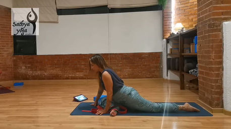 Fallen Half Dhanurasana con Ana Hernández